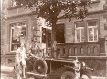 Tabakwaren Groß- und Einzelhandel Geschwister Holler 1922